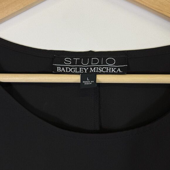 Badgley Mischka Studio Black Cold Shoulder Pearl Shirt Top Women's Large NEW NWT - Picture 4 of 7